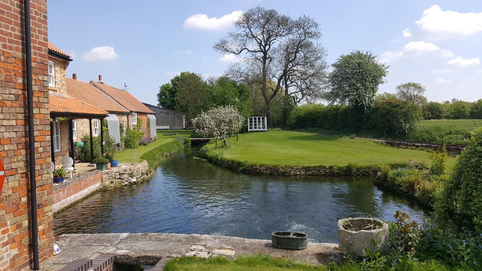 Watermill Farm Cottages Metheringham ภายนอก รูปภาพ